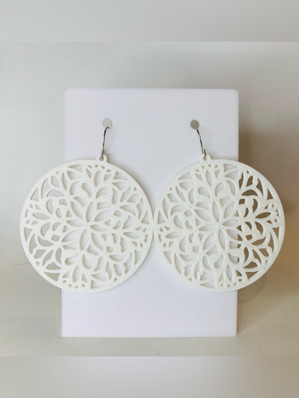 White Filigree Round Drop Earrings - Unbranded